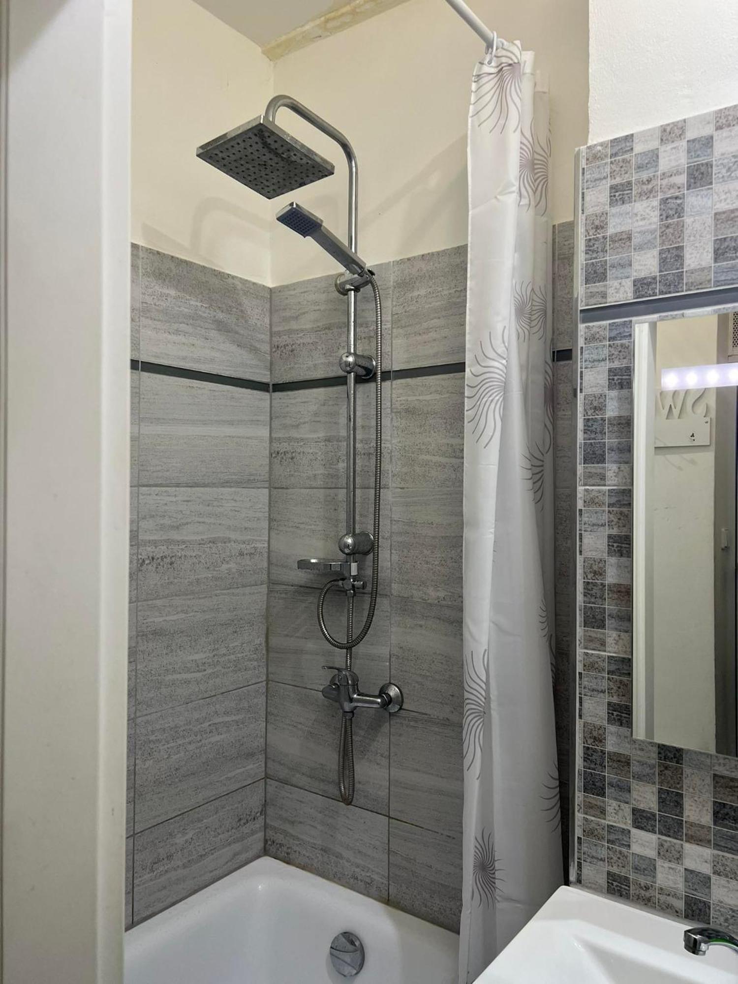 Apartmán White Apartment, Kraskova 2, Bratislava